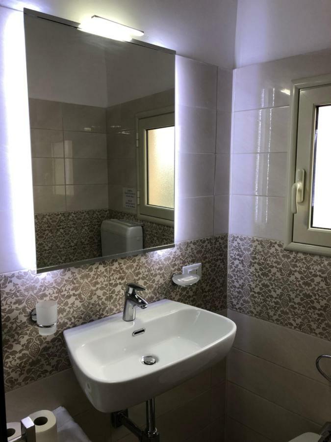 Apartment Rua Formaggi Palermo Buitenkant foto